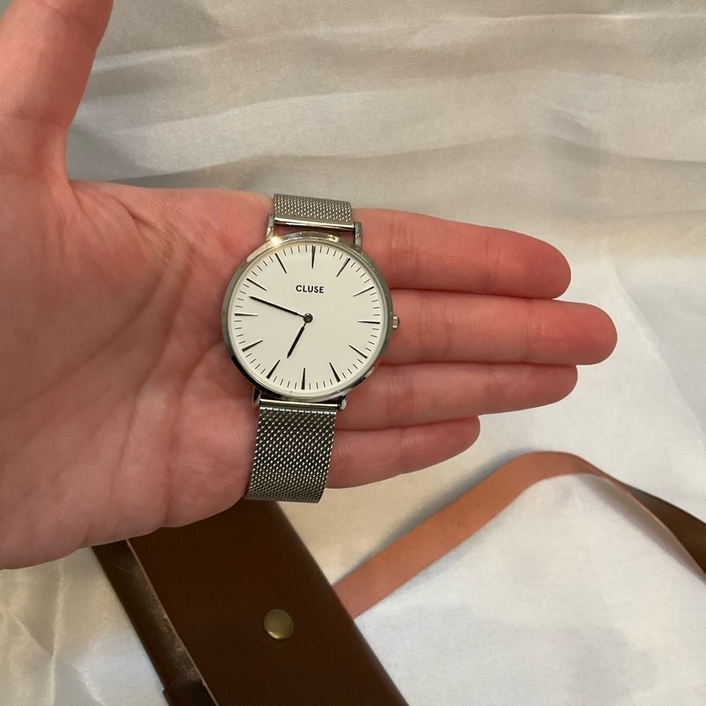 Cluse Unisex Silver Mesh Strap Watch - White Dial